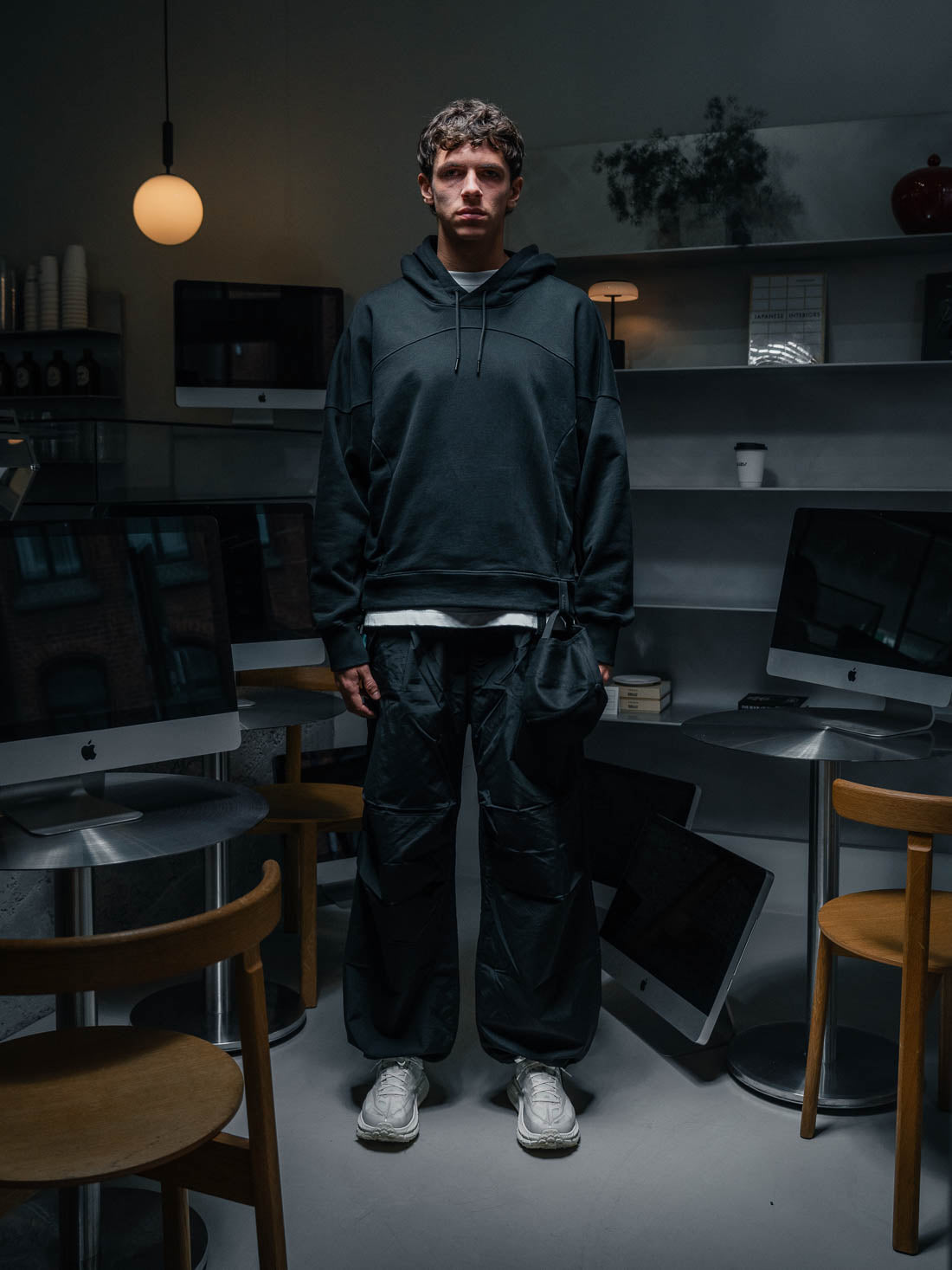 ANIMA Hoodie - Schwarz